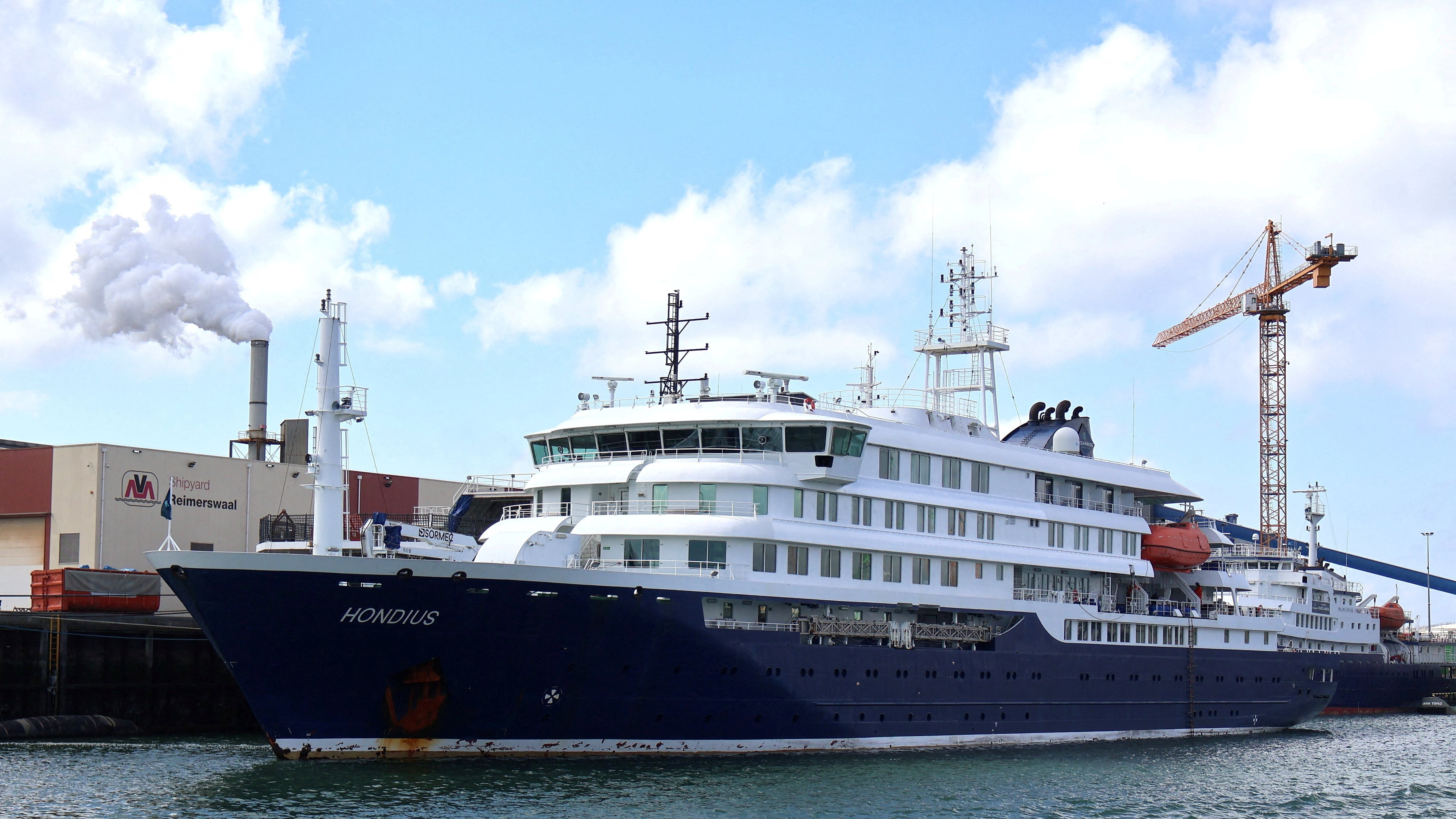 ¿Qué es el hantavirus y cómo se propaga? Las claves del virus que mantiene aislado a un crucero en Cabo Verde